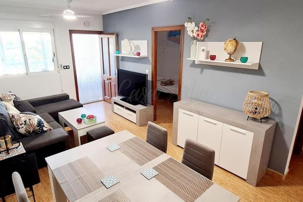 Agreable Appartement Avec Piscine Commune Сан Педро дел Пинатар Екстериор снимка